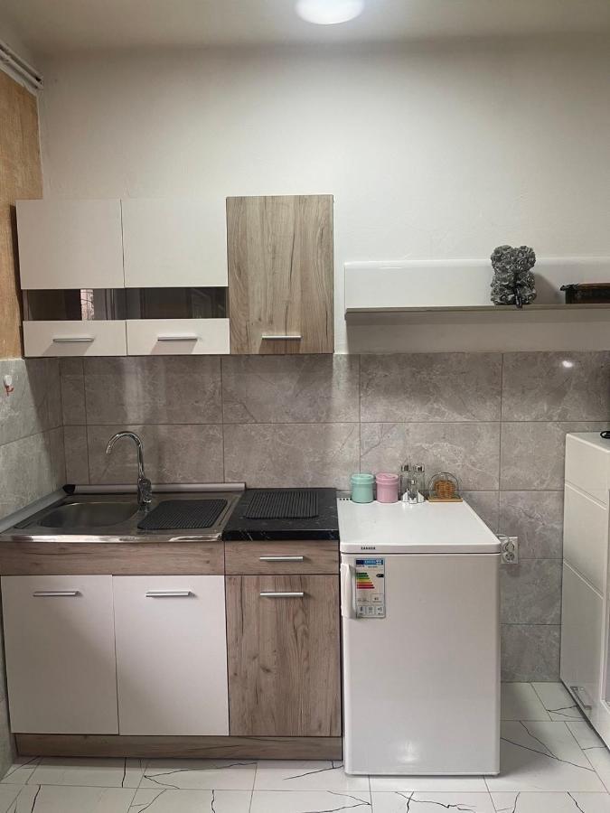 Aloha Apartment Novi Pazar Extérieur photo