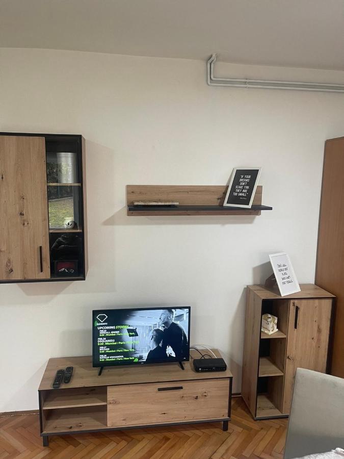 Aloha Apartment Novi Pazar Extérieur photo