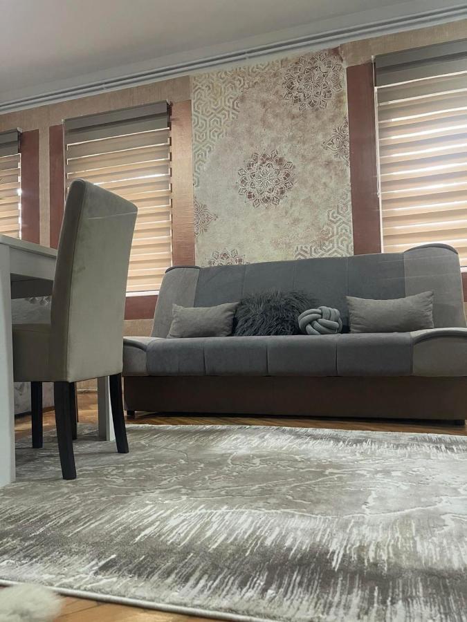 Aloha Apartment Novi Pazar Extérieur photo