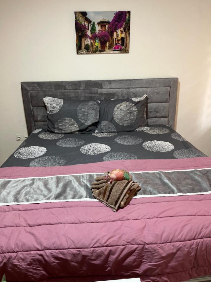 Aloha Apartment Novi Pazar Extérieur photo